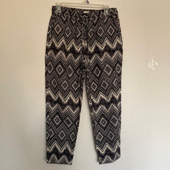 J. Crew Pants - J. Crew Ikat Printed Pants Size 4